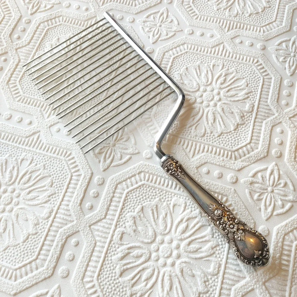 Vintage WEB Sterling Silver Handle Angel Food Cake Breaker Floral Repousse 10x4